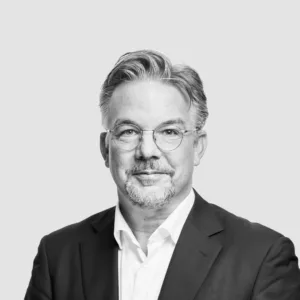 Arved Lüth Portrait photo of arved lüth Arved Lüth, Gründer und Geschäftsführer von :response,
